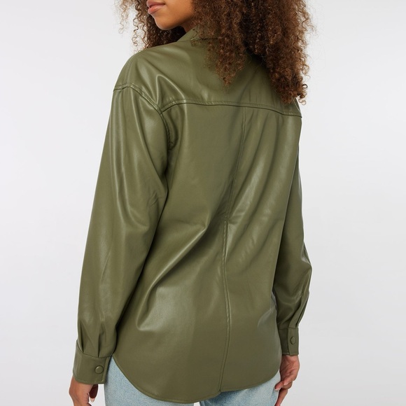 Ardene Olive Green Oversized Shacket size Small 🫒 - Picture 3 of 8